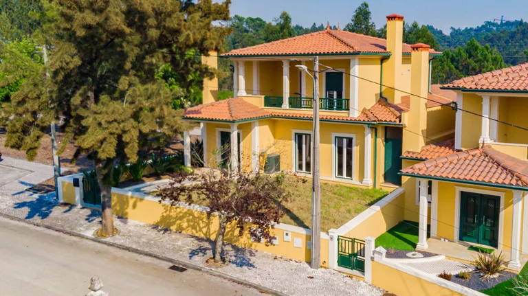 Moradia com varandas — Leiria Leiria Imobiliario Leiria Foto